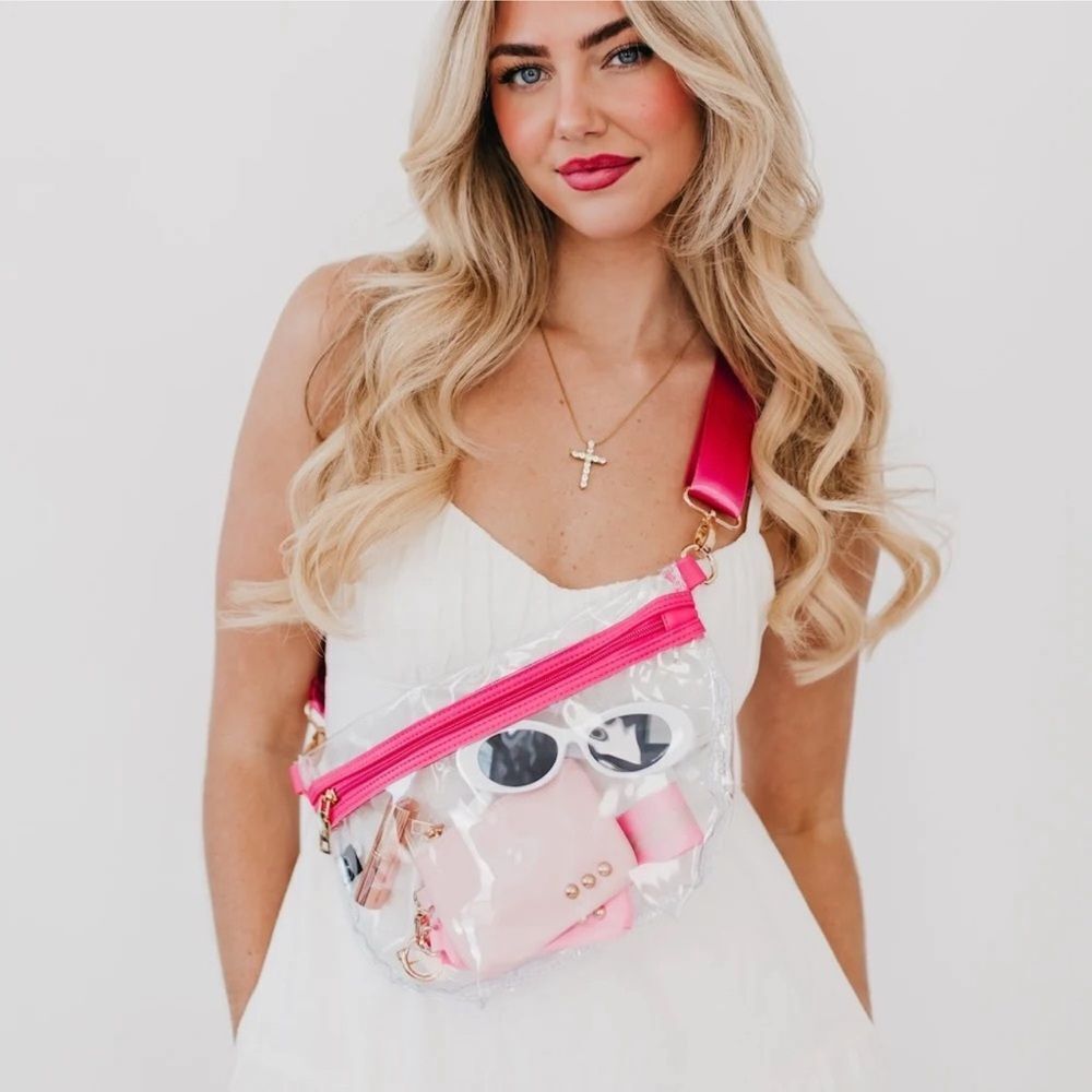 💘KEHLANI Clear Stadium Bum Bag